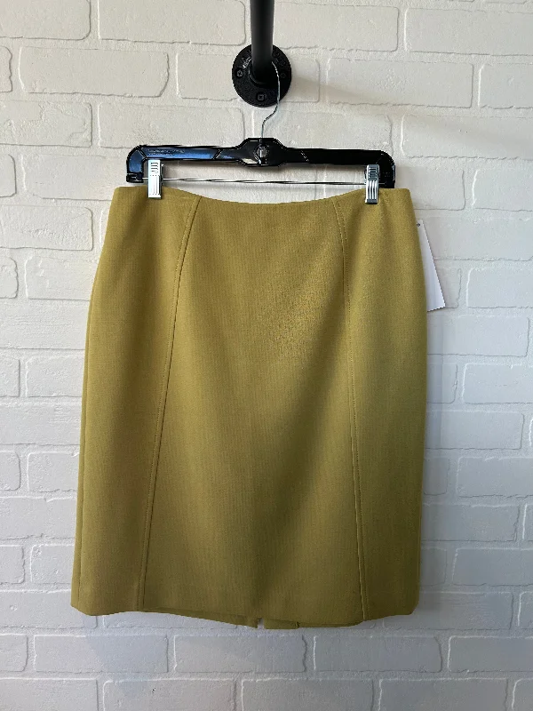 Broad resort skirt-Skirt Midi By Halogen In Yellow, Size: 10