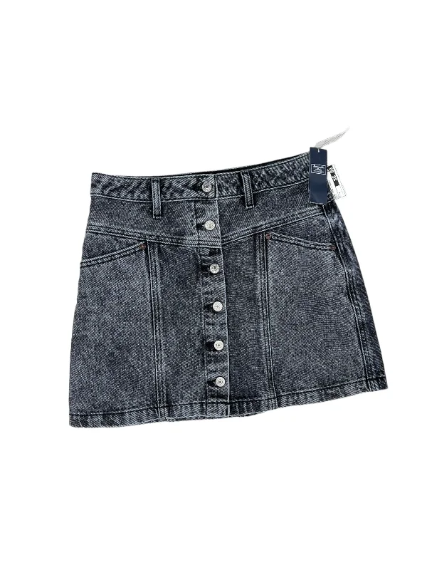 Pewter sleek skirt-Skirt Mini & Short By Abercrombie And Fitch  Size: 4