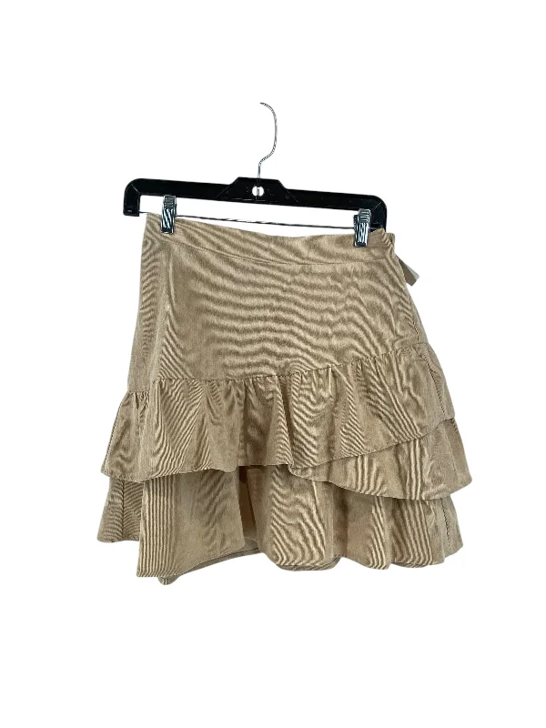 Tight work skirt-Skirt Mini & Short By Clothes Mentor In Tan, Size: M