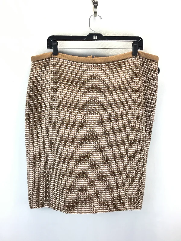 Warm cozy skirt-Skirt Mini & Short By Ellen Tracy In Tweed, Size: 16