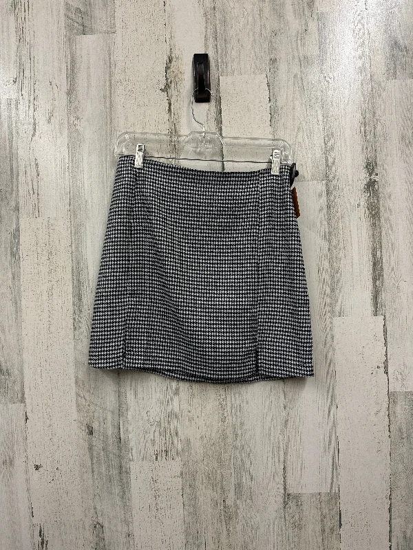 Diamond mini skirt-Skirt Mini & Short By Love On A Hanger  Size: 10