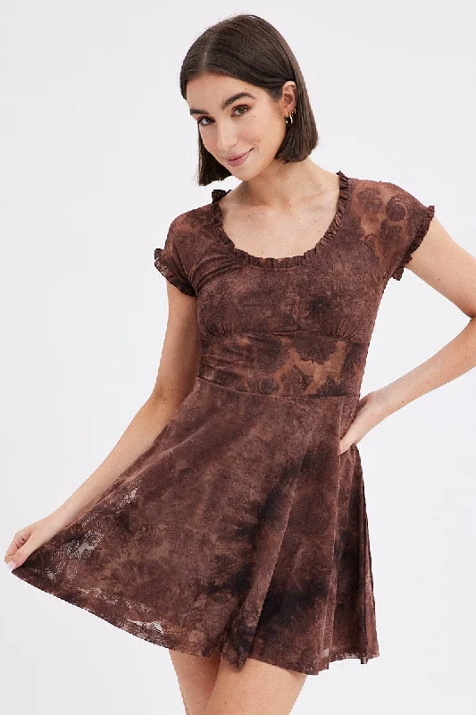 Clingy date dress-Brown Paisley Mini Dress Short Sleeve Scoop Neck Fit & Flare