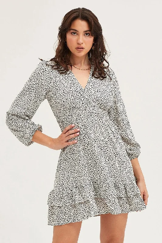 Pure stylish dress-Geo Print Skater Dress Long Sleeve Mini Ruffle