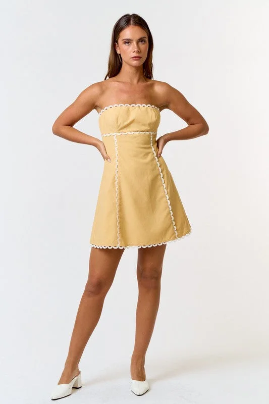 Textured casual dress-Banana Split Scallop Mini Dress